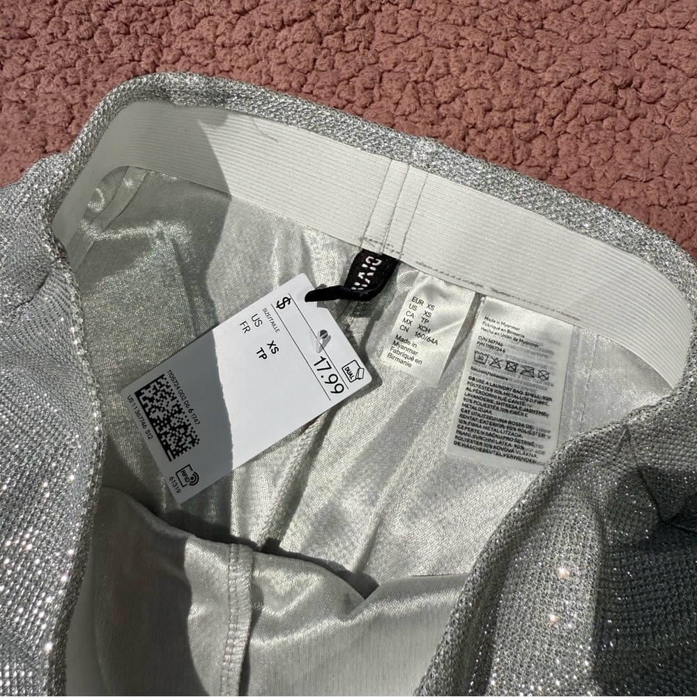 Metallic Silver Pants - Picture 2 of 3